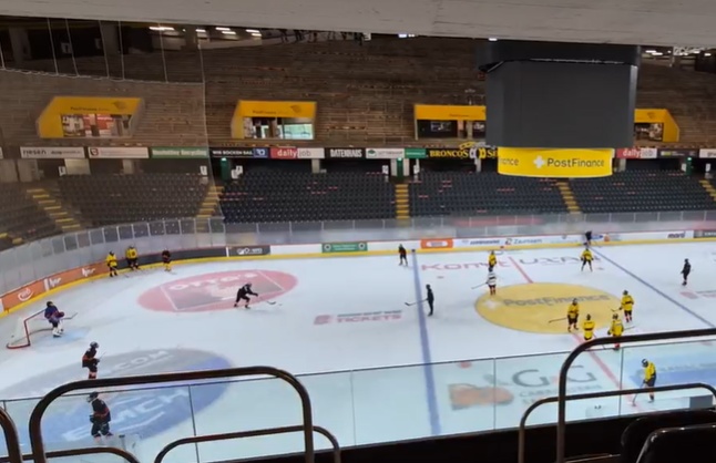 Eishochkey Arena von Innen